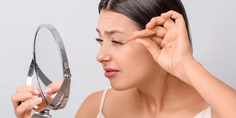 Wimpernverlängerung entfernen 